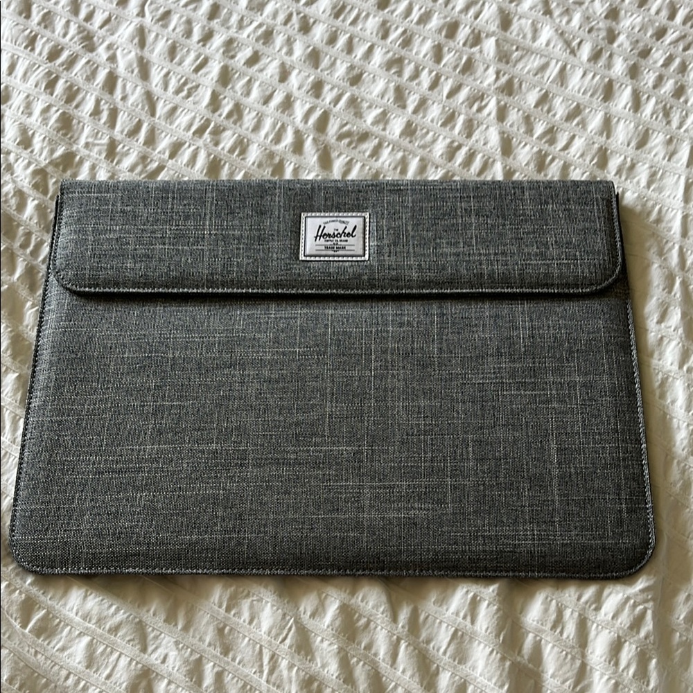 Herschel Supply Company Gray Spokane Laptop Sleeve - Picture 3 of 5